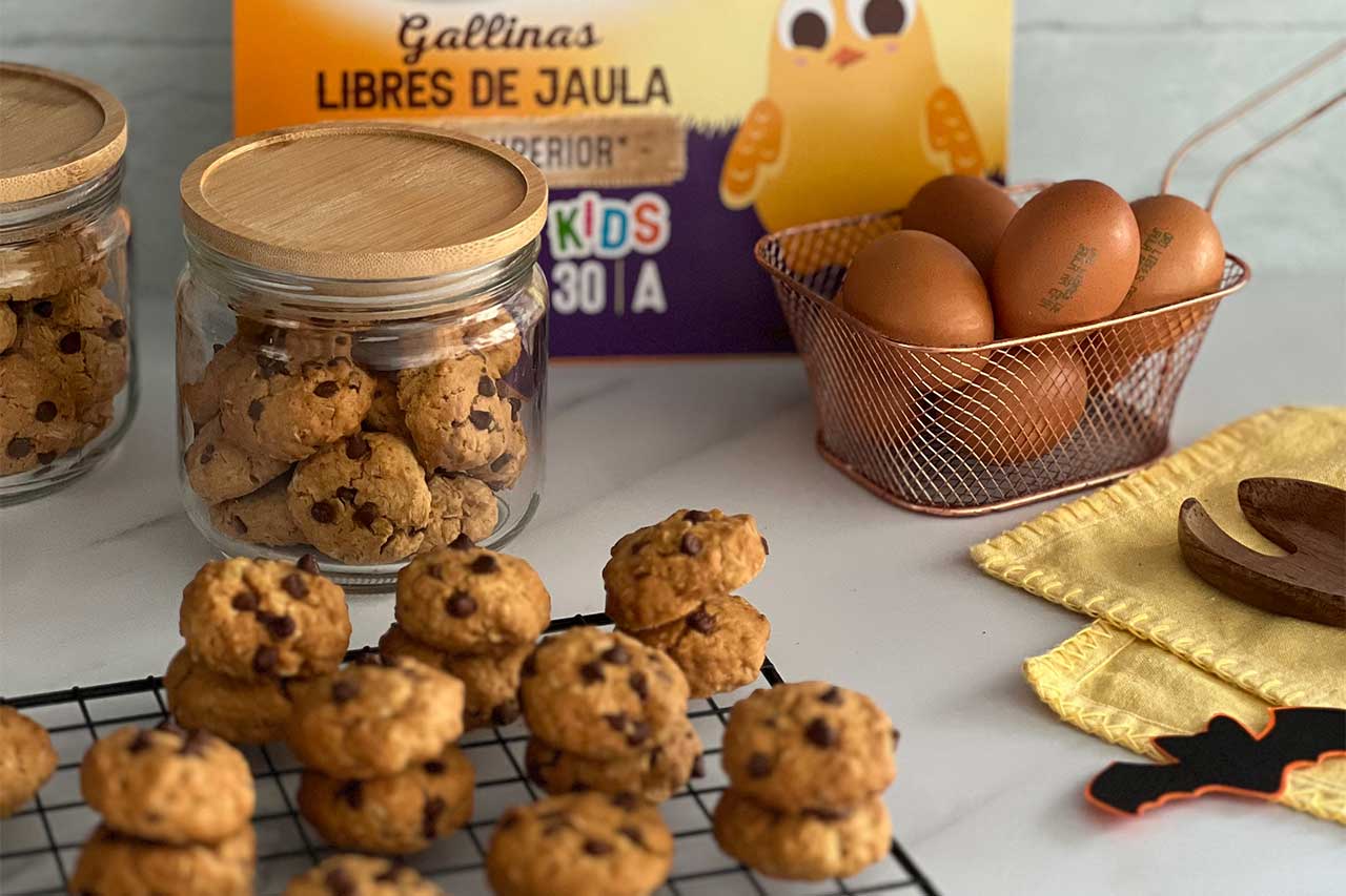 Receta de galletas caseras dulces elaboradas con huevos frescos de gallinas libres de jaula