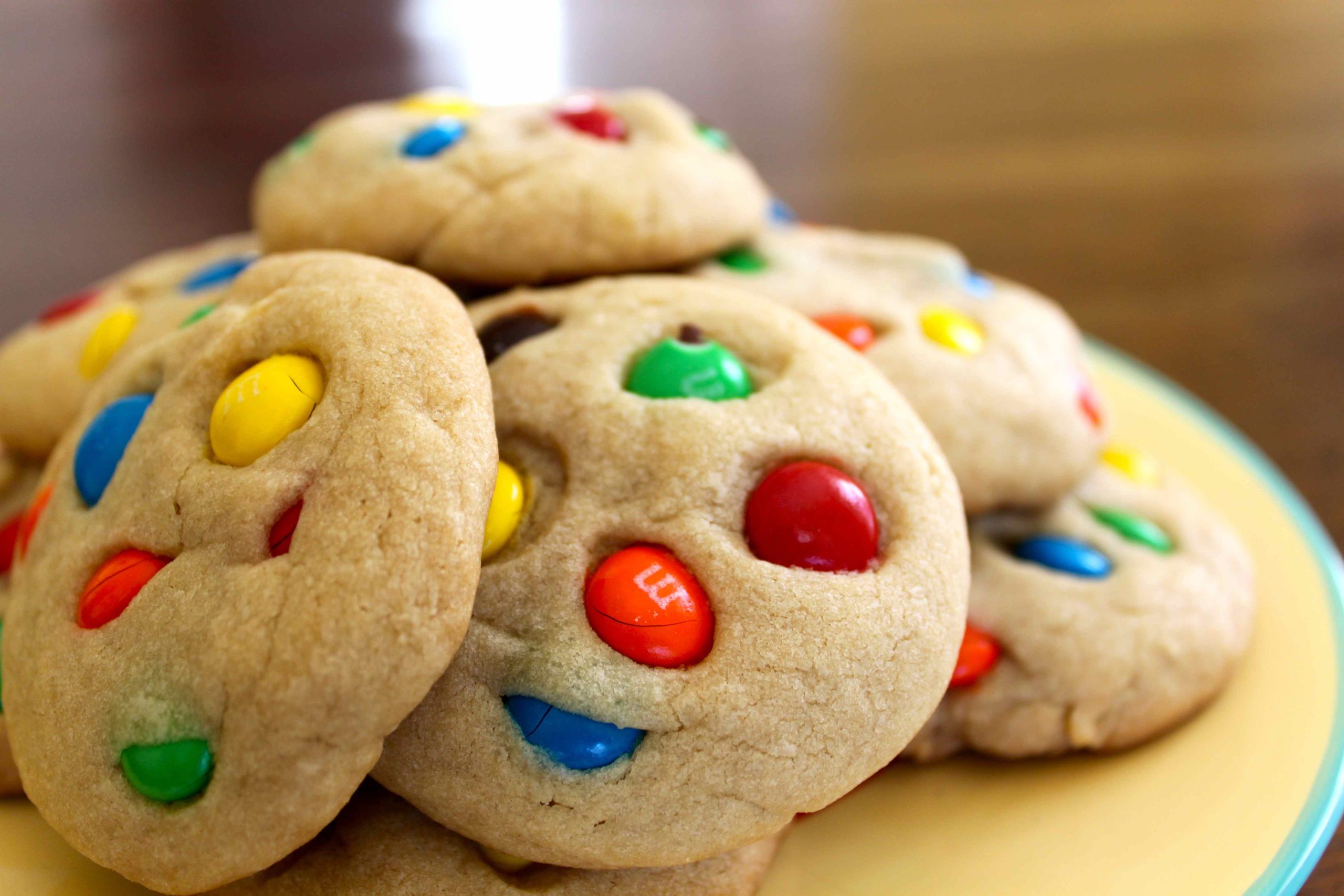 Deliciosas galletas de huevo con M&Ms