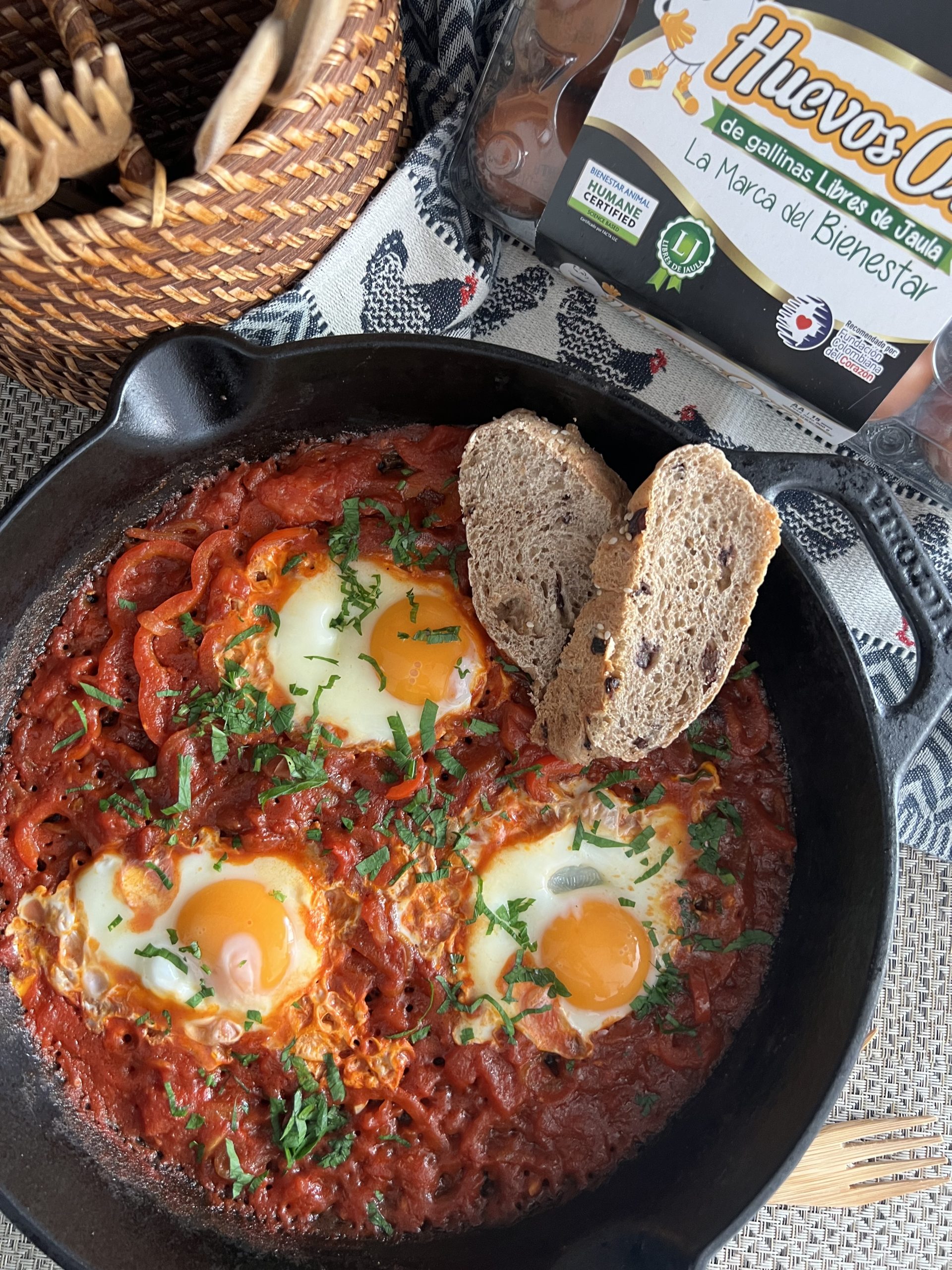 Una Shakshuka, una excelente receta de cenas saludables con huevo