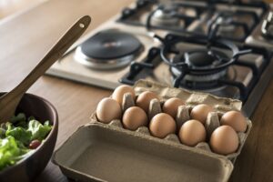 una docena de huevos para utilizar en la dieta FODMAP