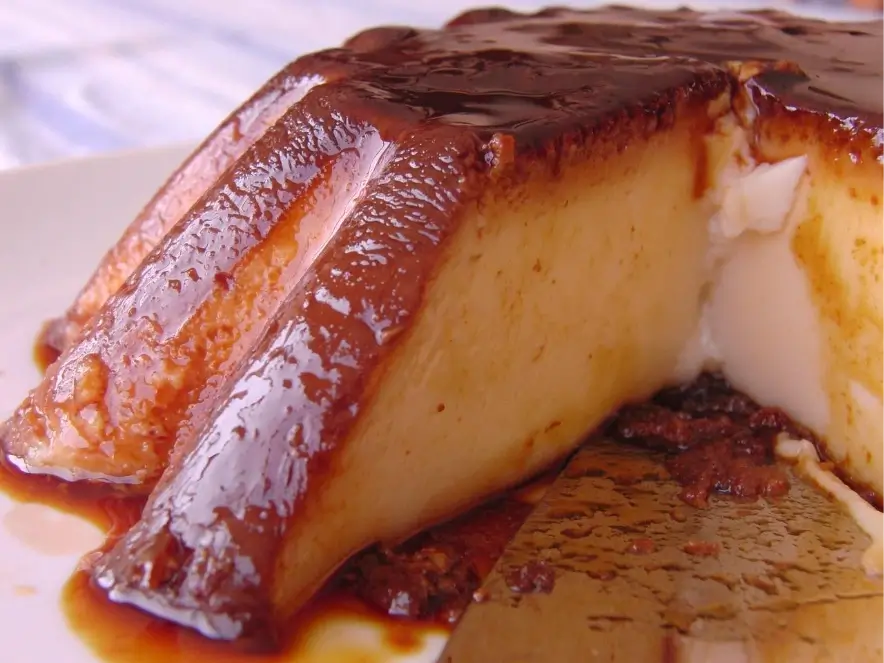 Un delicioso flan de huevo para consumir.
