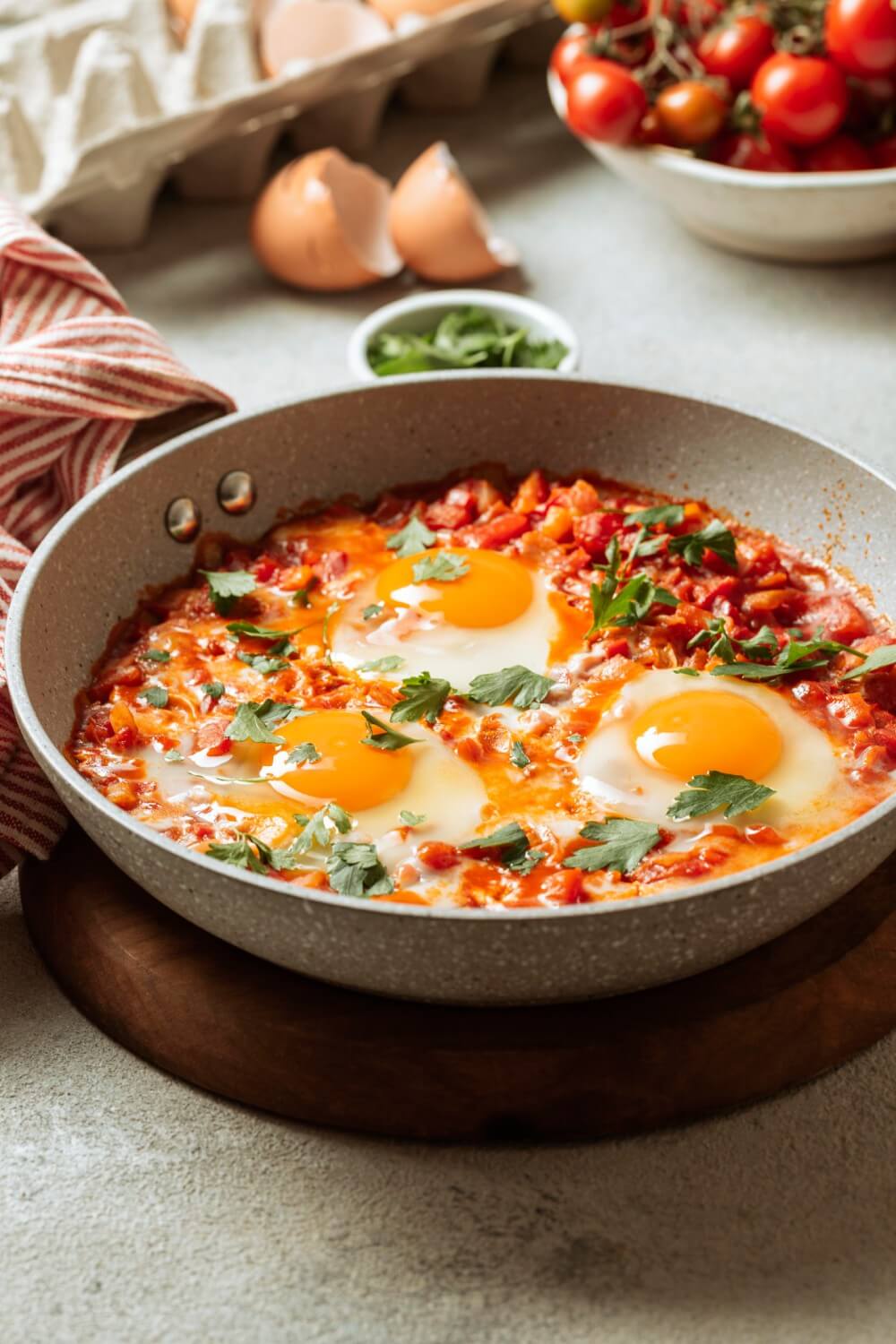huevos cocotte en sartén
